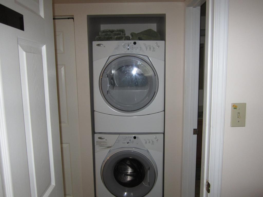 Casey'S Bed & Breakfast Whitehorse Ruang foto