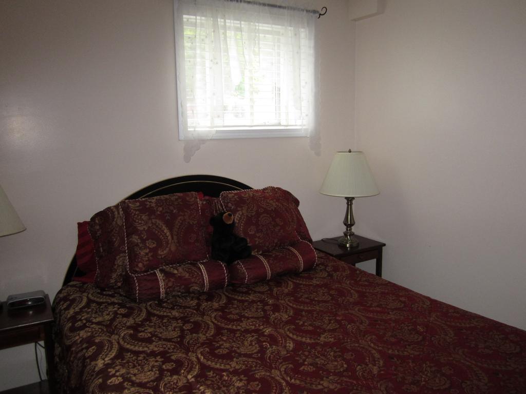 Casey'S Bed & Breakfast Whitehorse Ruang foto
