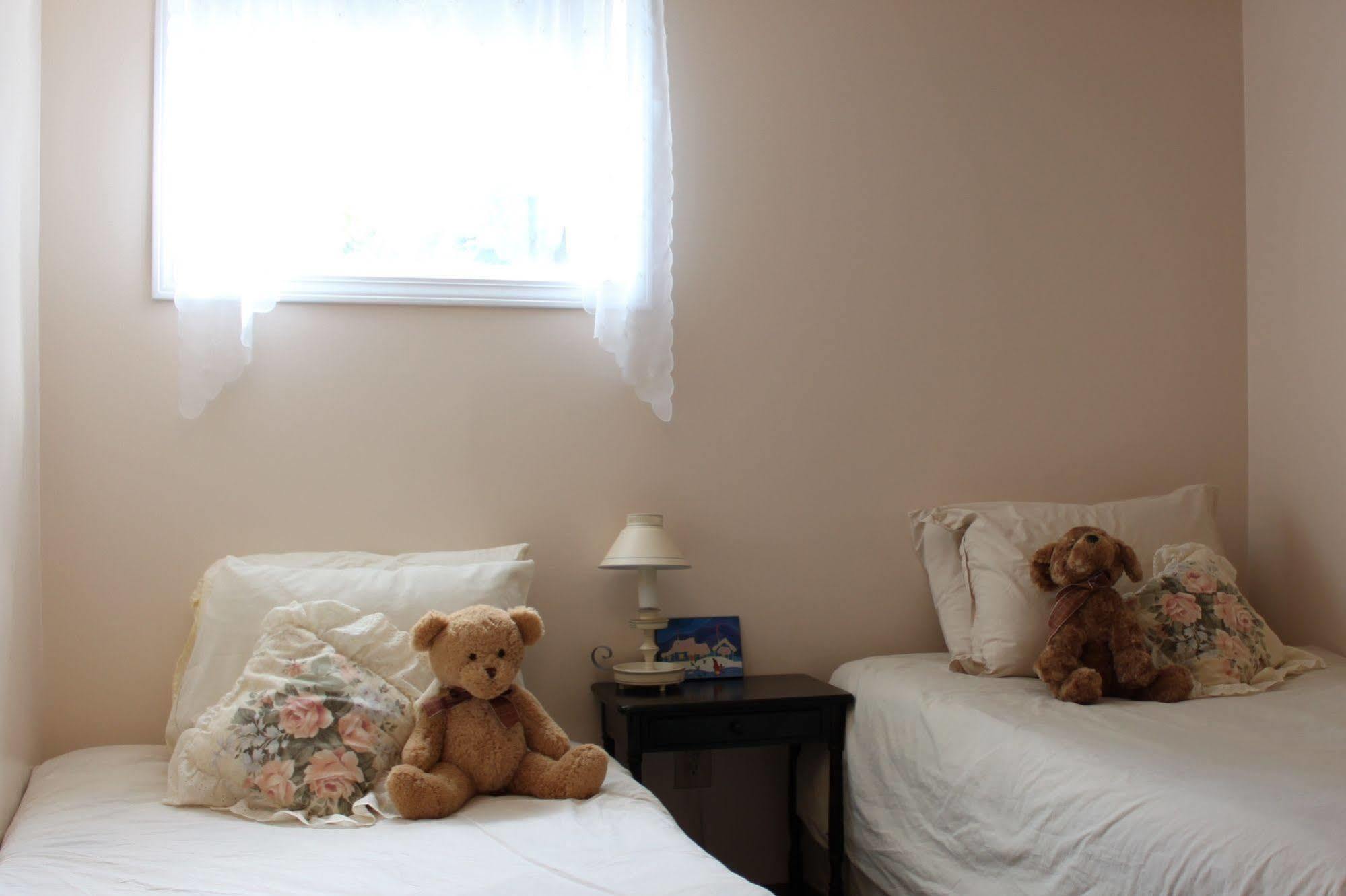 Casey'S Bed & Breakfast Whitehorse Bagian luar foto