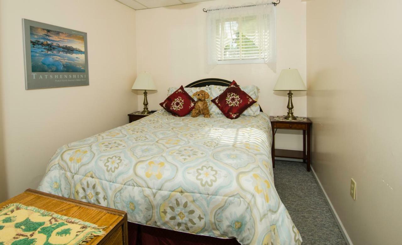 Casey'S Bed & Breakfast Whitehorse Bagian luar foto